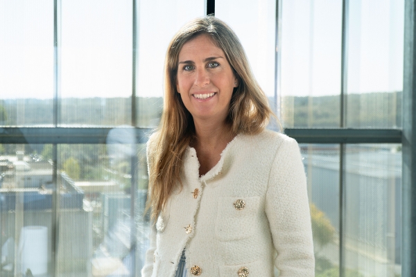 Sara Ortiz Astiz, directora financiera y de estrategia de CIC energiGUNE, “Premio al Talento Femenino” de AMPEA